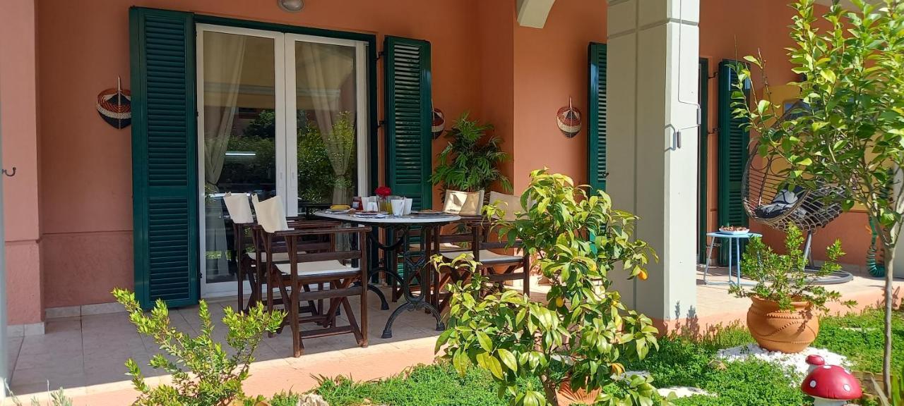 Adi'S Apartment On The Beach Barbati Exterior photo