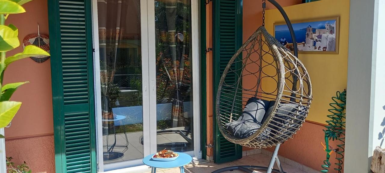 Adi'S Apartment On The Beach Barbati Exterior photo