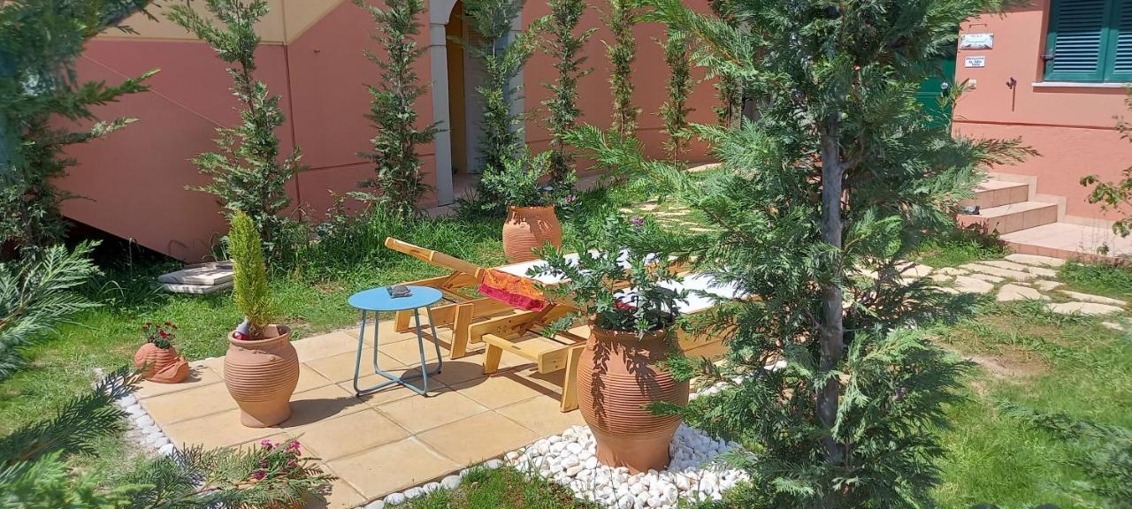 Adi'S Apartment On The Beach Barbati Exterior photo